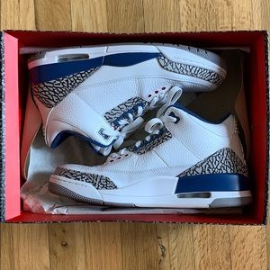 Air Jordan 3 Retro (2011)